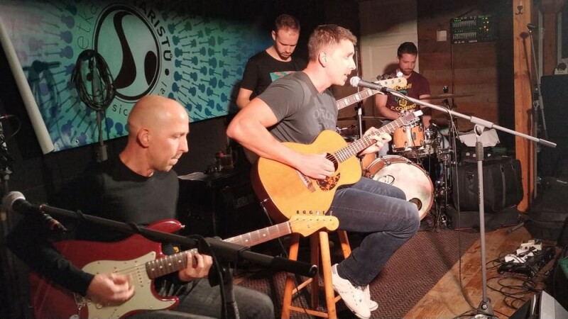 koncert vycházející hvězdy zlínského bigbítu: Dunde & Friends